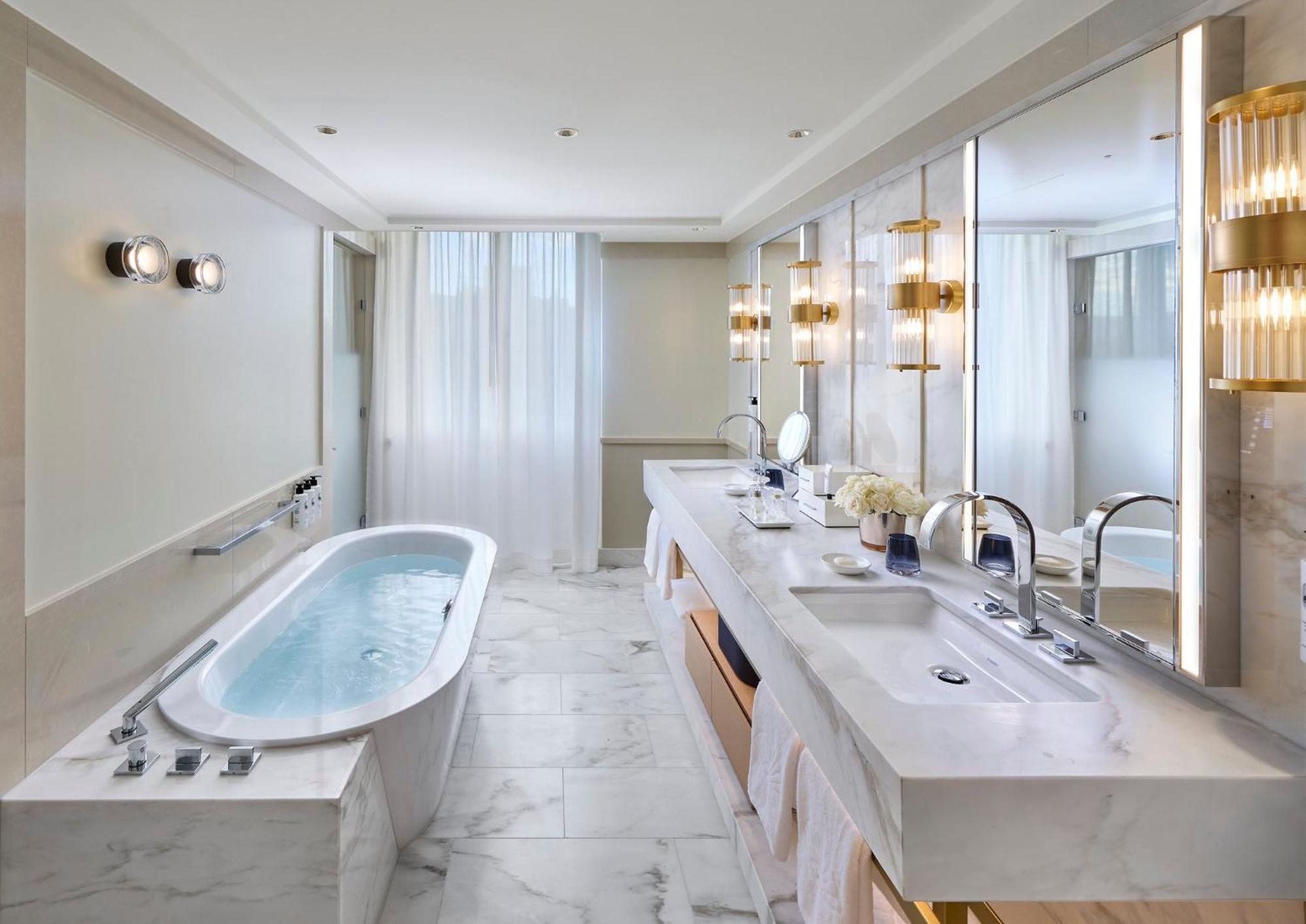Mandarin Oriental Savoy, Zurich Hotel Bagian luar foto
