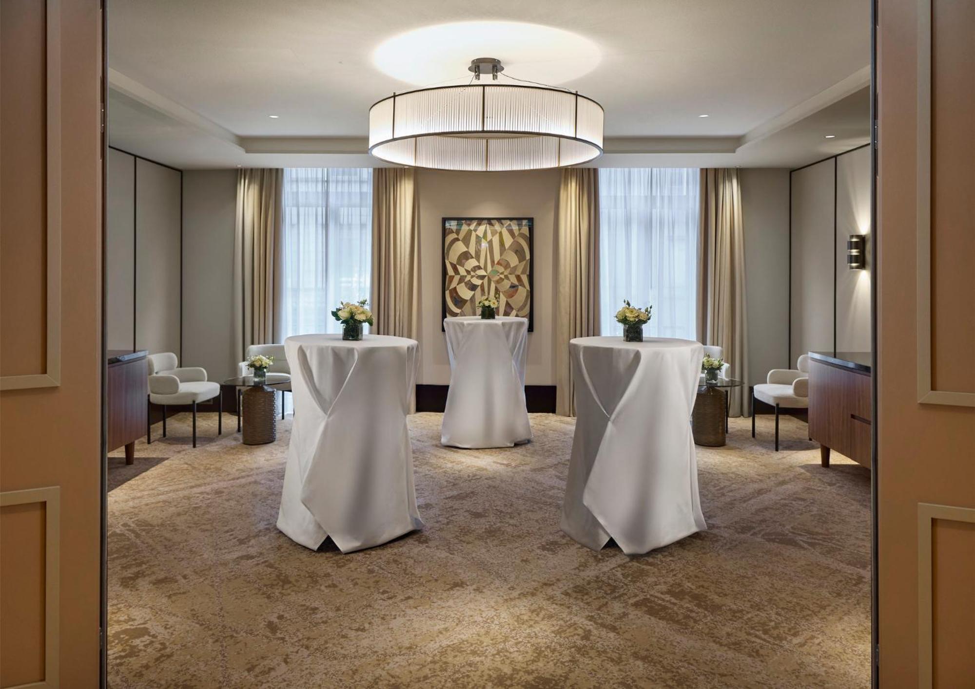 Mandarin Oriental Savoy, Zurich Hotel Bagian luar foto
